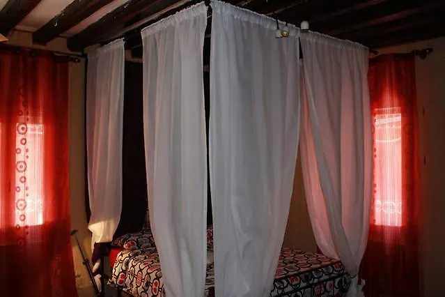 Mario Apartment 1000 Venice